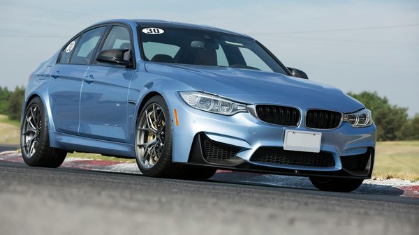 Les femmes dans le rallye moto : une présence croissante