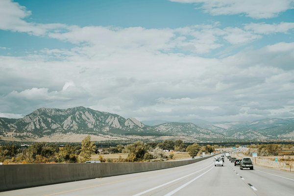 Découvrez les bénéfices clés de l'assurance auto pour pros